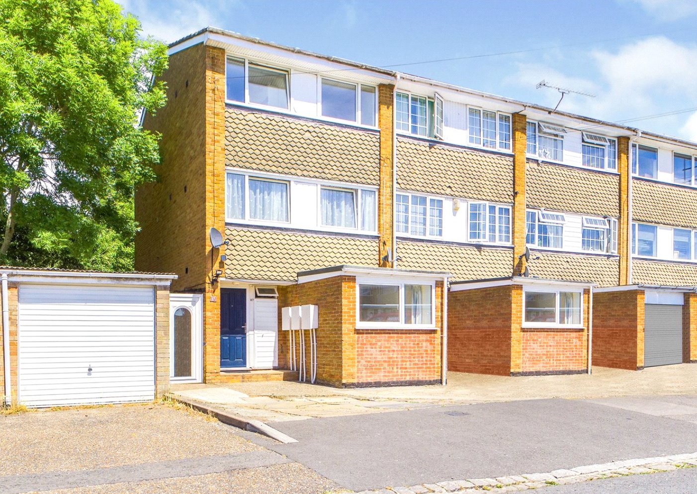 Tilehurst, Reading, Berkshire