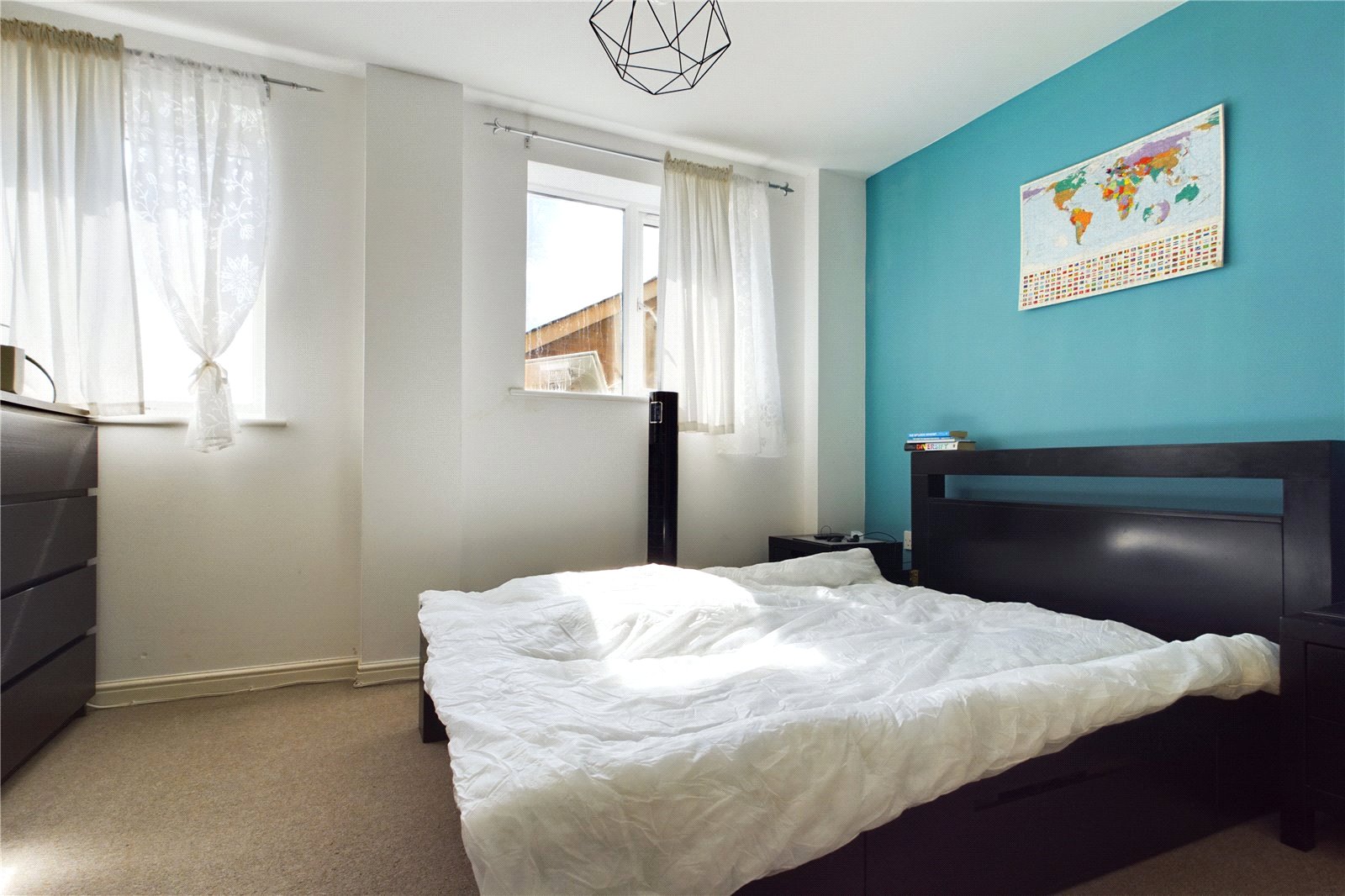 2 bedroom Flat to let in Reading, Berkshire