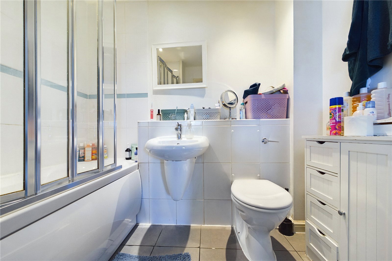 2 bedroom Flat to let in Reading, Berkshire
