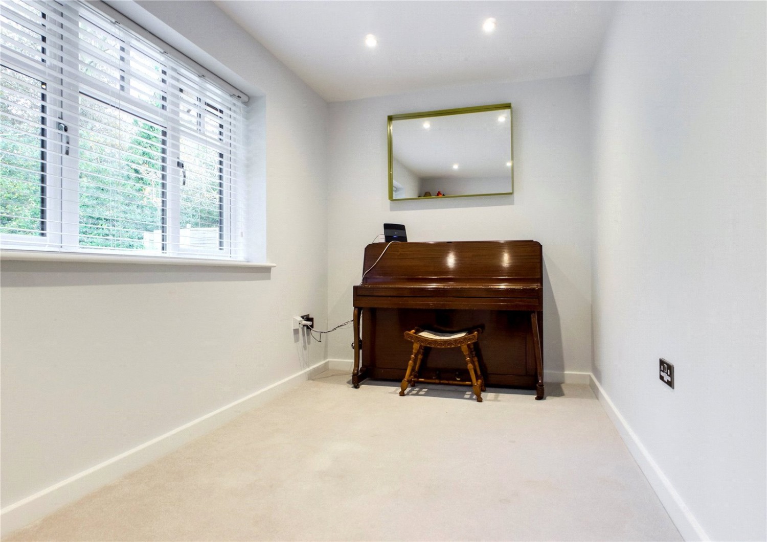 Whitchurch Hill, Reading