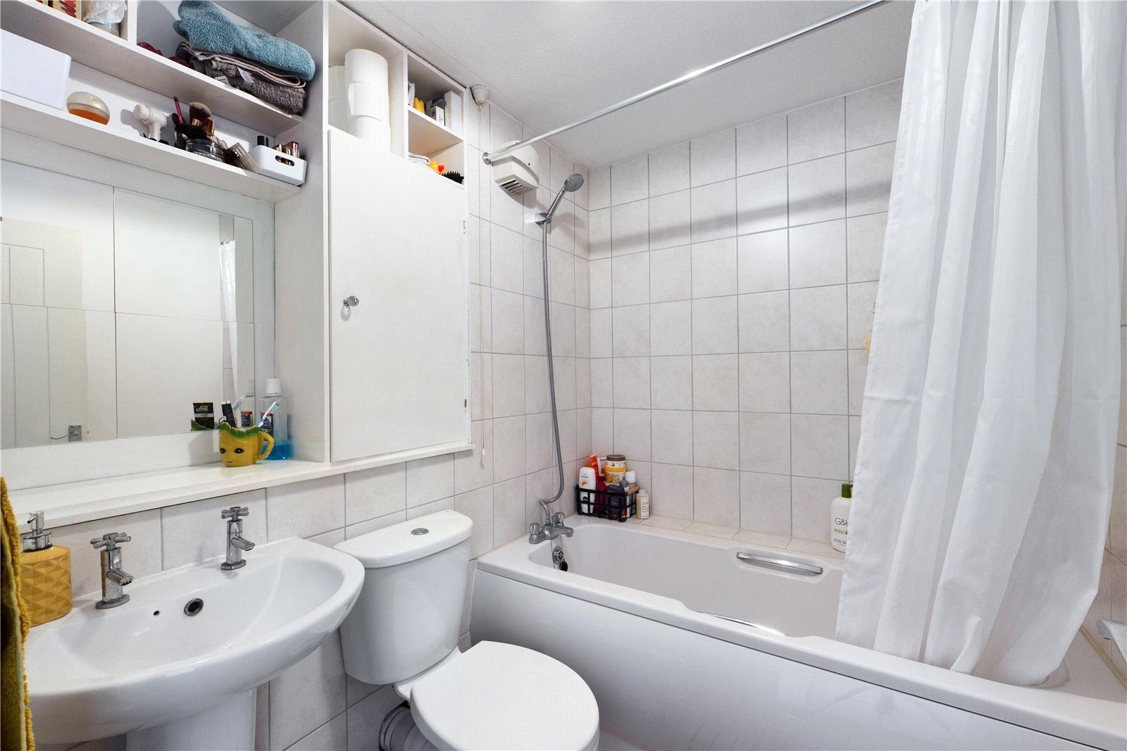 1 bedroom Flat to let in Calcot, Reading