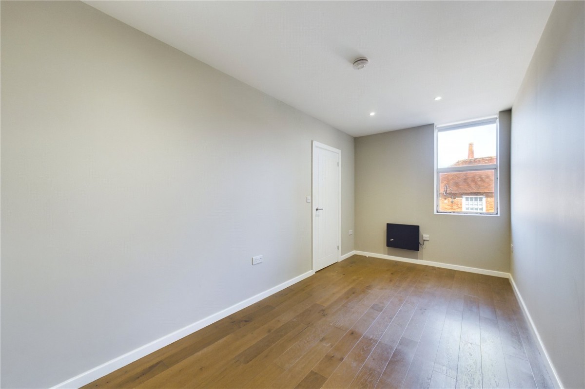Theale, Reading, Berkshire