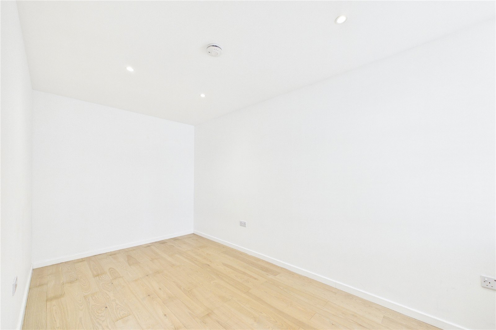 1 bedroom Flat to let in Theale, Reading, Berkshire