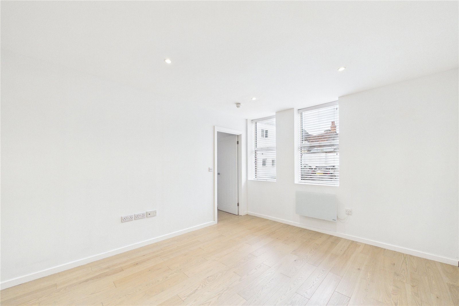 1 bedroom Flat to let in Theale, Reading, Berkshire