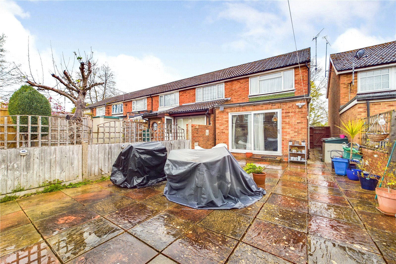 2 bedroom House to let in Tilehurst, Reading, Berkshire
