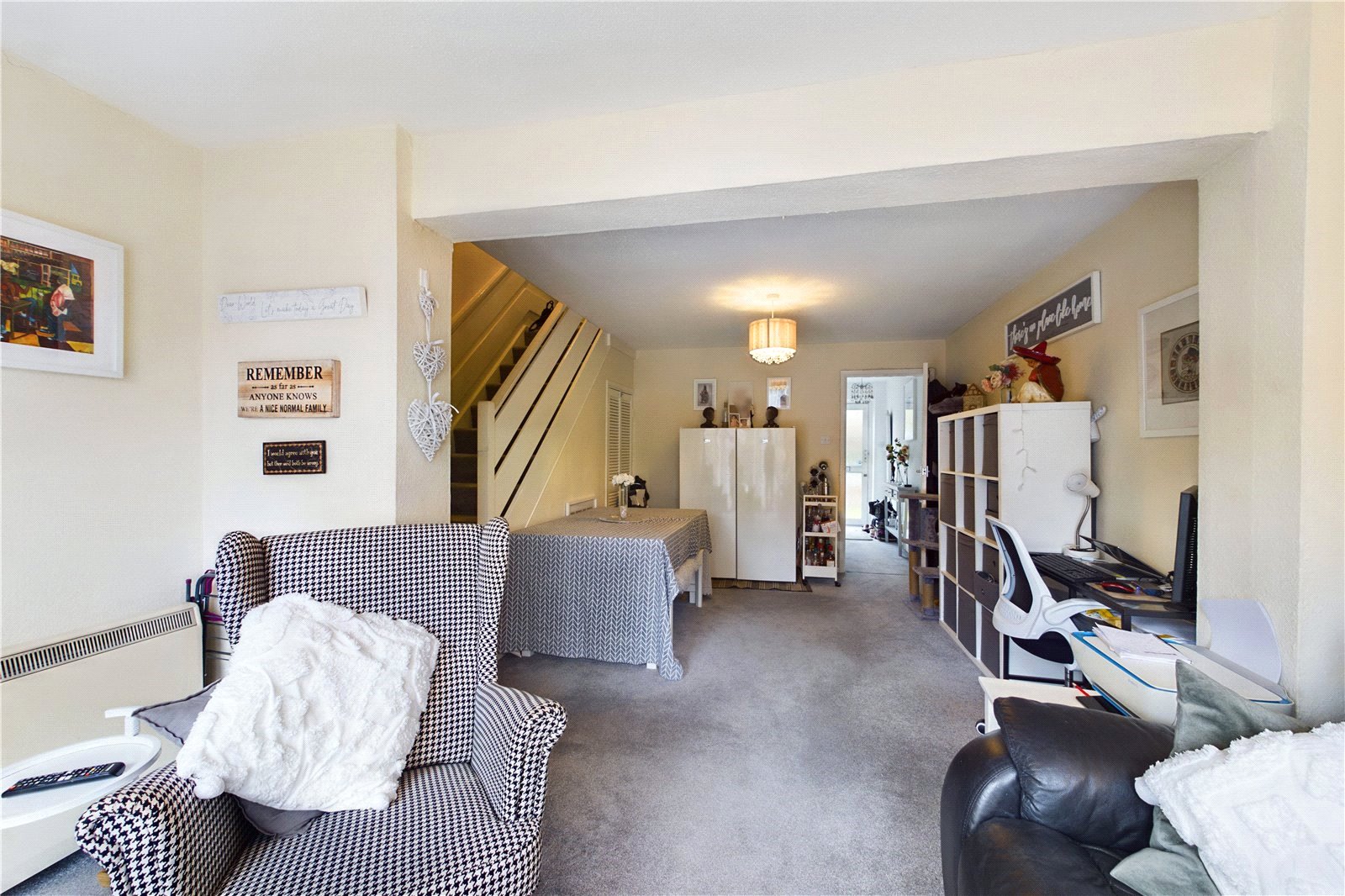 2 bedroom House to let in Tilehurst, Reading, Berkshire