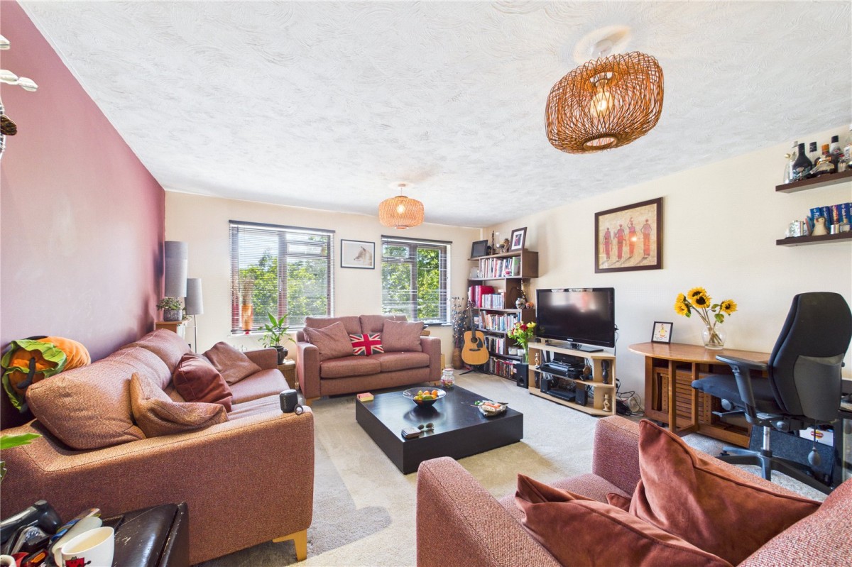 Grovelands Road, Reading, Berkshire