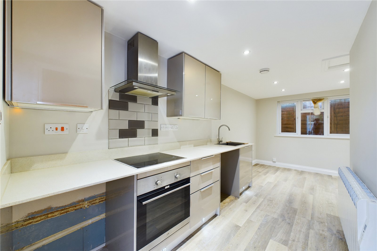 1 bedroom Flat to let in Theale, Reading