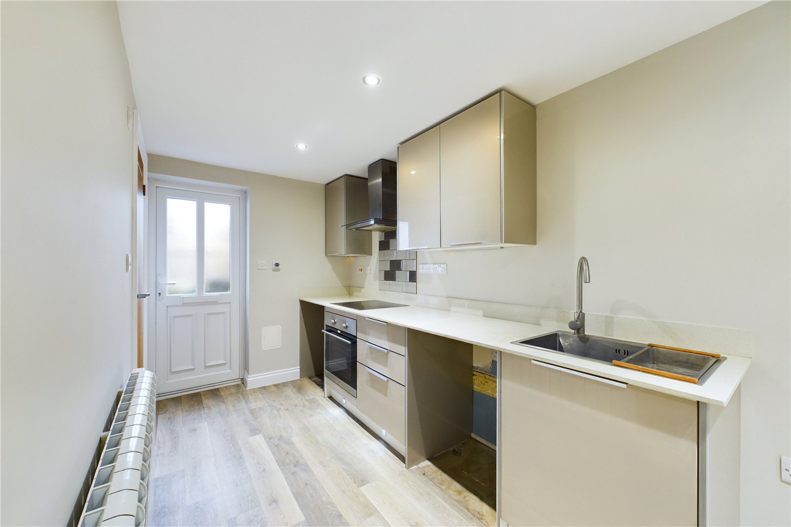 1 bedroom Flat to let in Theale, Reading