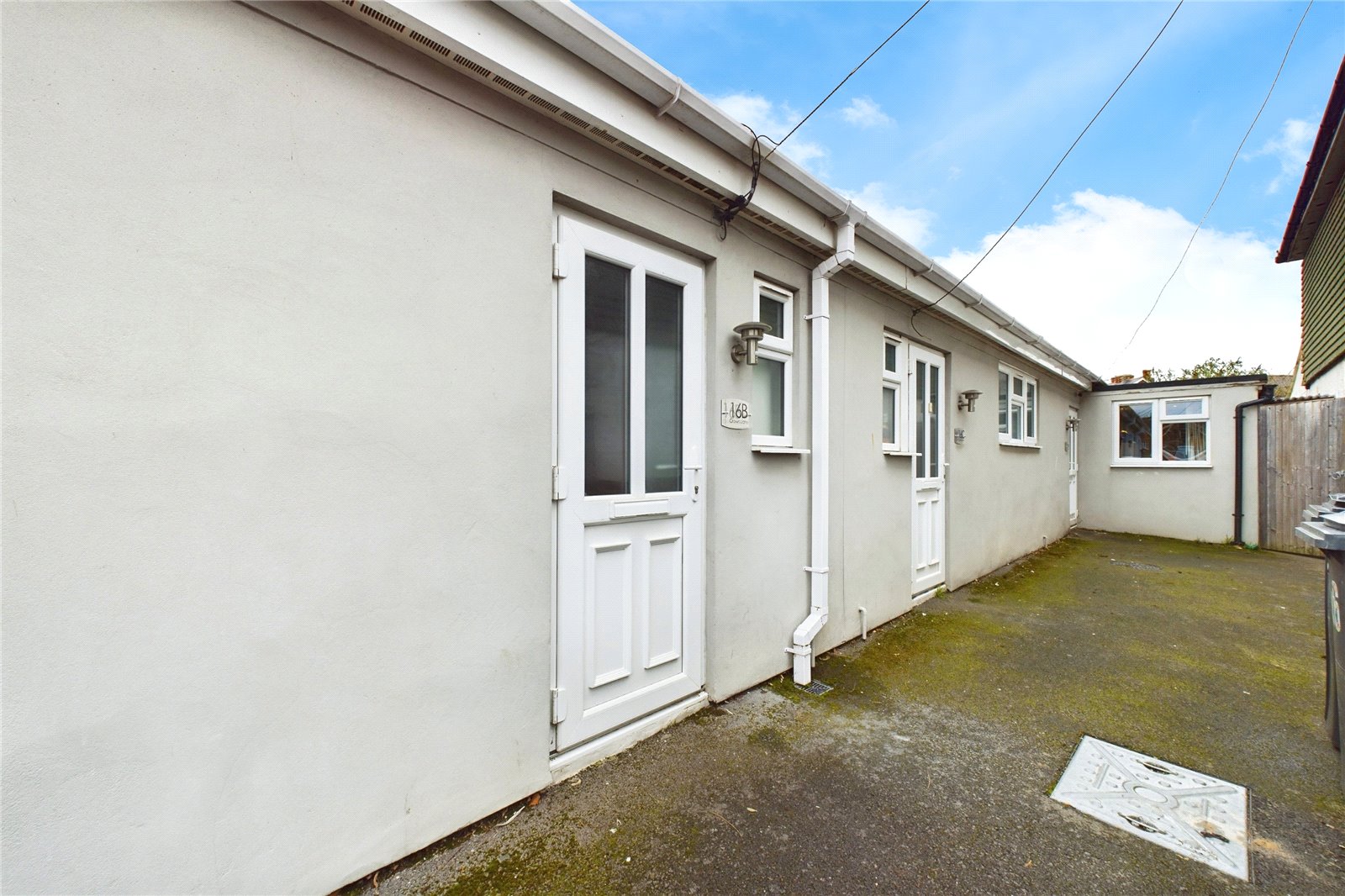 1 bedroom Flat to let in Theale, Reading
