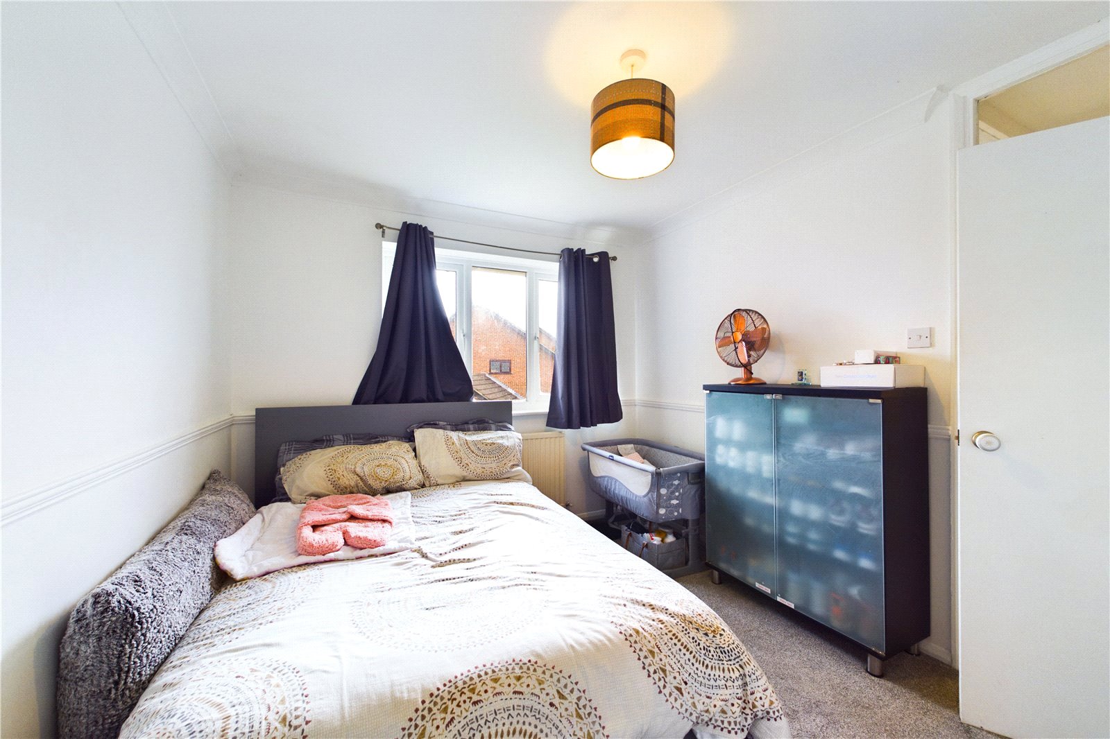 2 bedroom House to let in Calcot, Reading, Berkshire