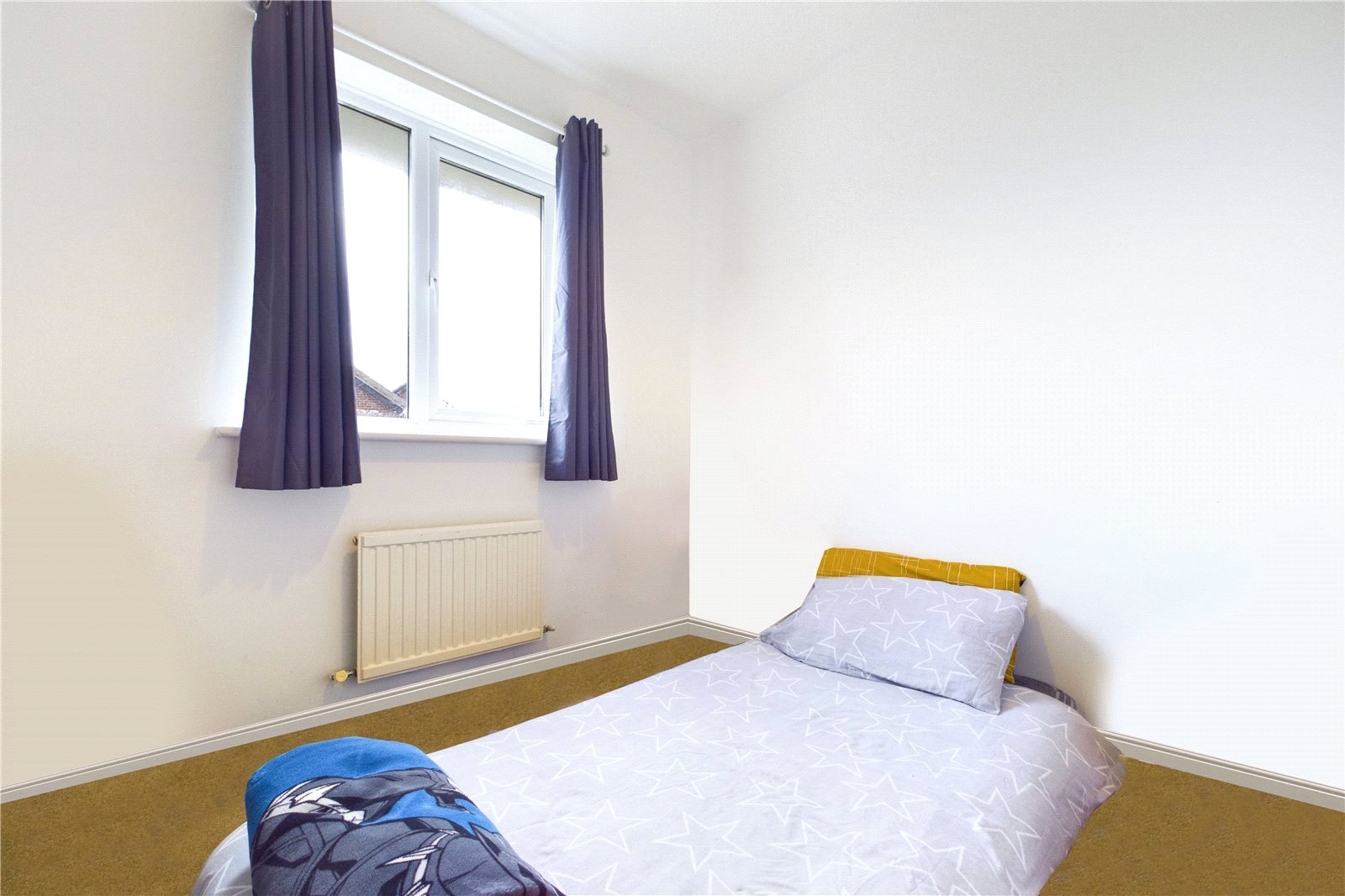 2 bedroom House to let in Calcot, Reading, Berkshire