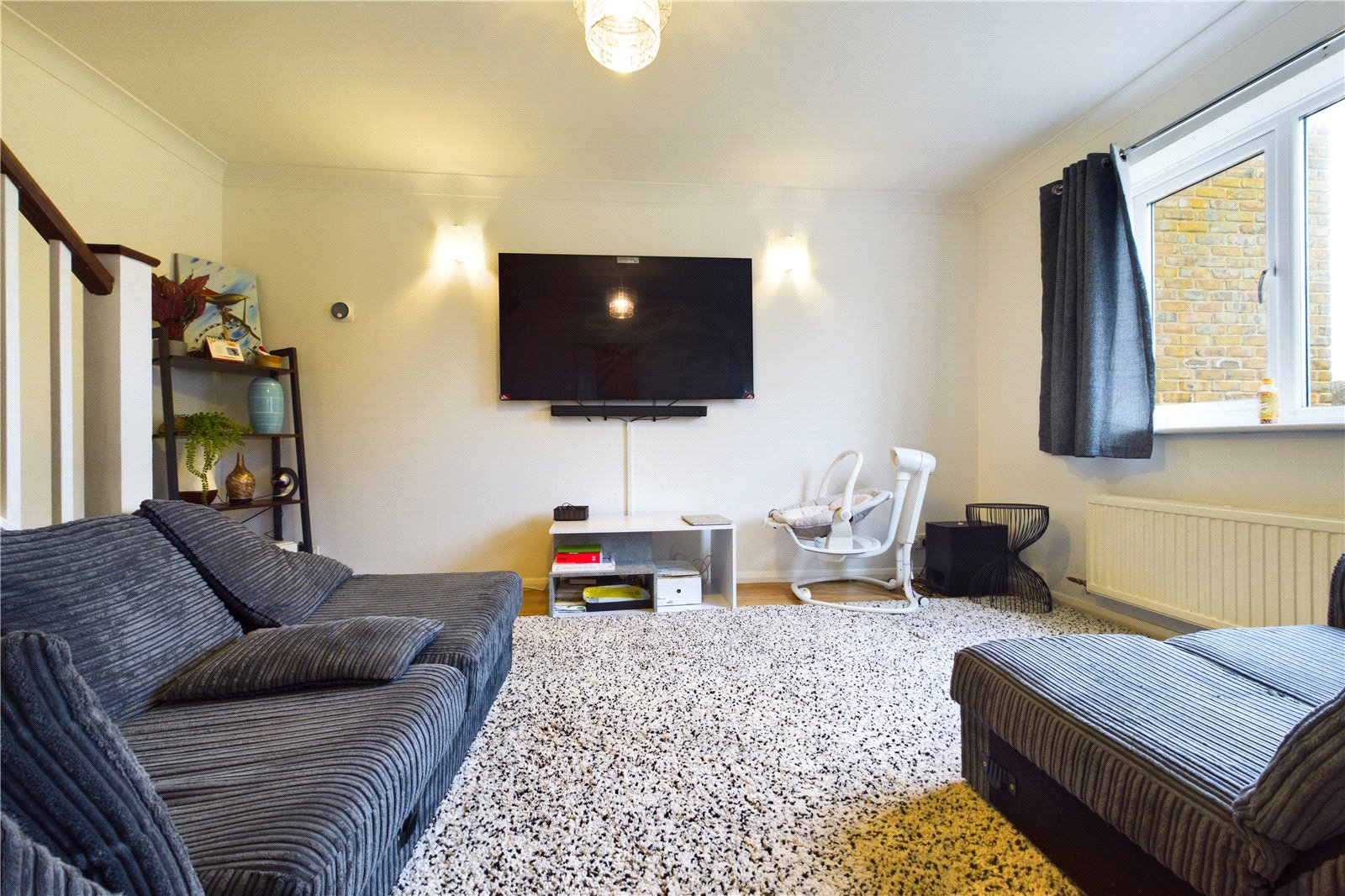 2 bedroom House to let in Calcot, Reading, Berkshire