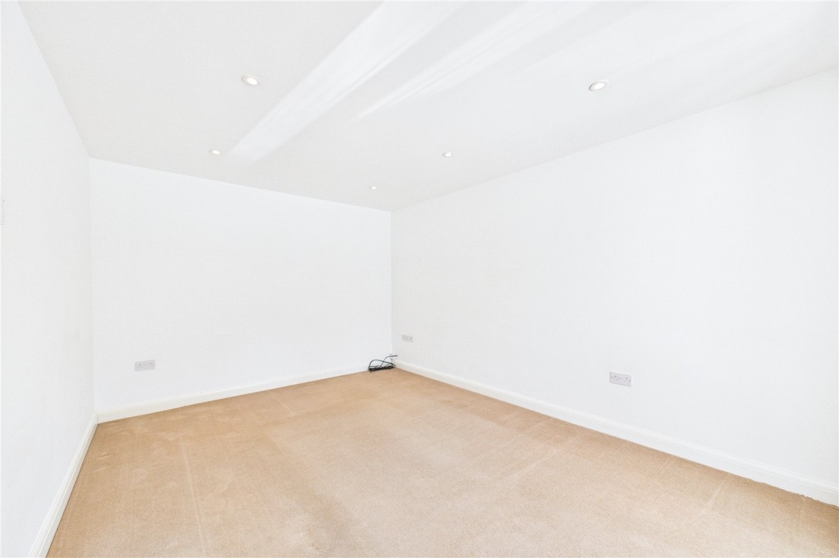Theale, Reading, Berkshire