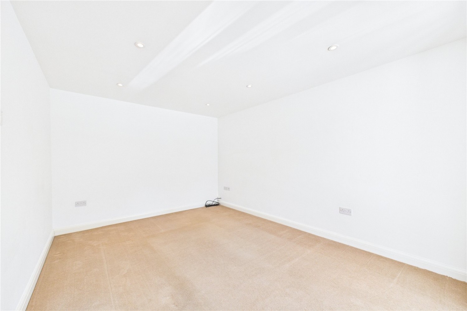 Theale, Reading, Berkshire