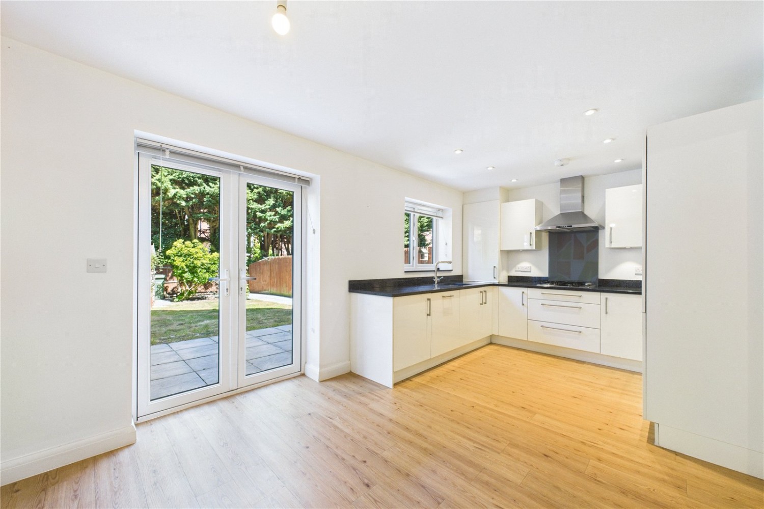 Theale, Reading, Berkshire