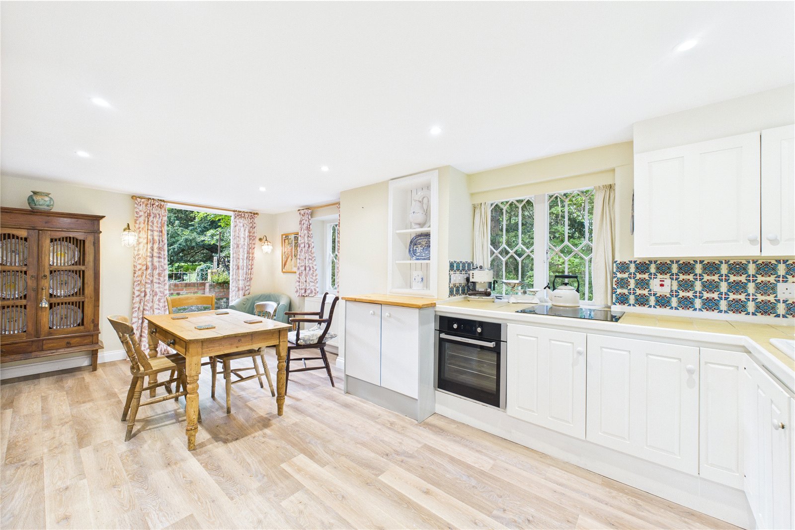2 bedroom House to let in Tadley, Hampshire
