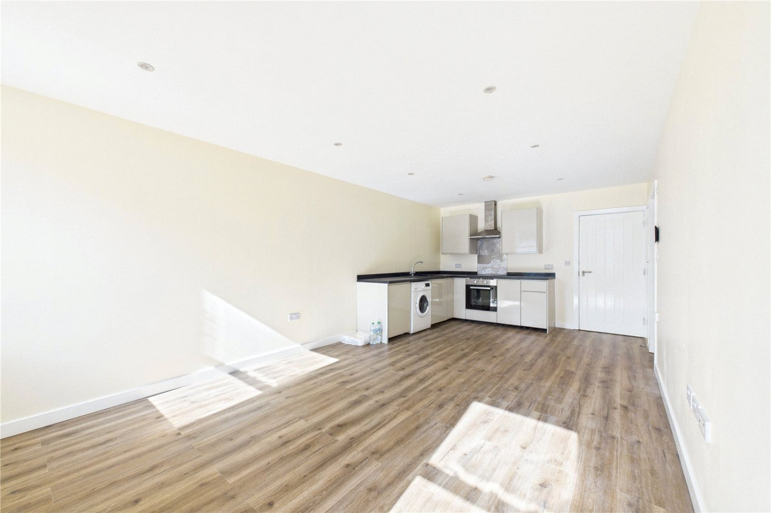 Theale, Reading, Berkshire
