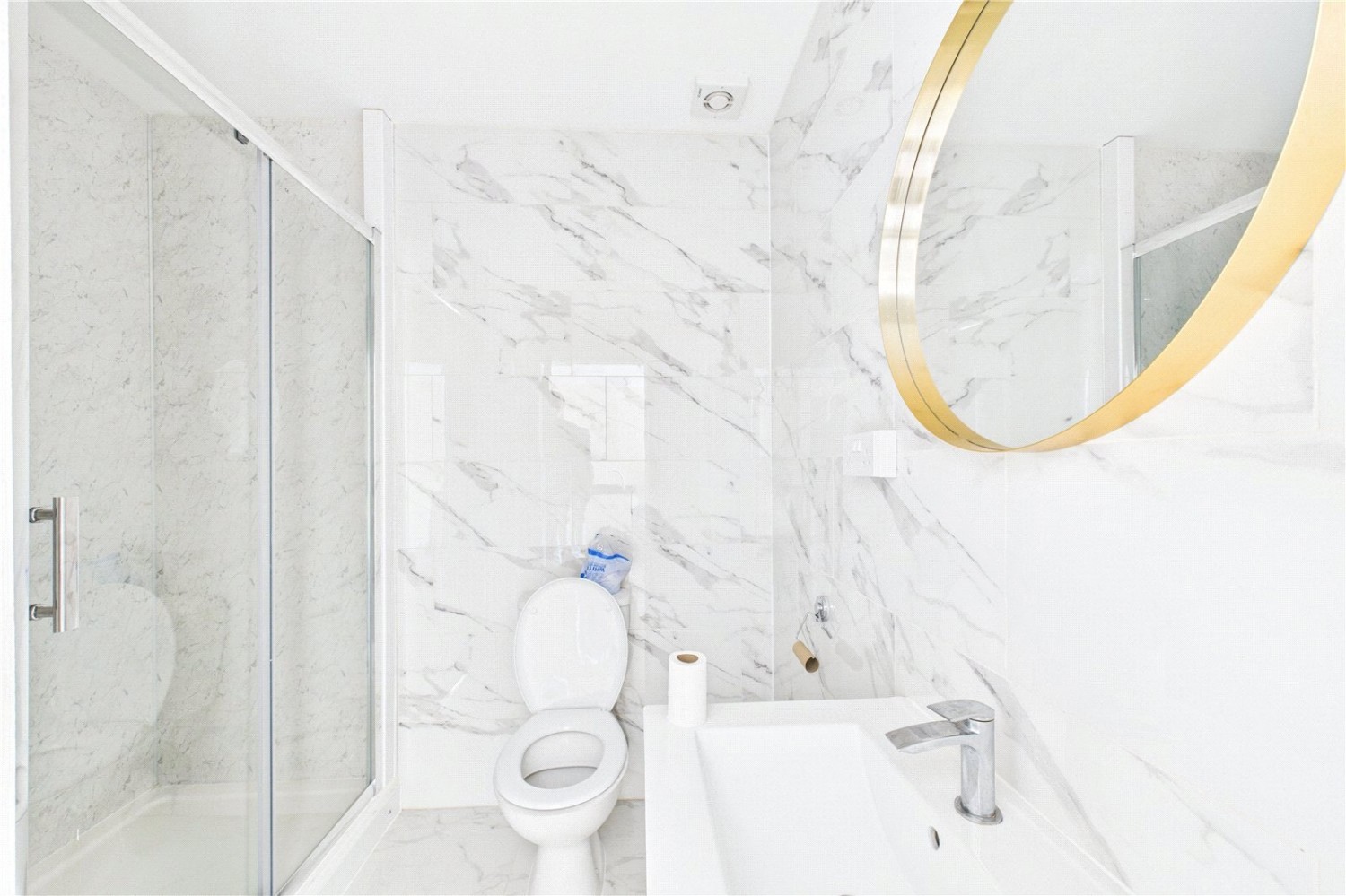 Theale, Reading, Berkshire