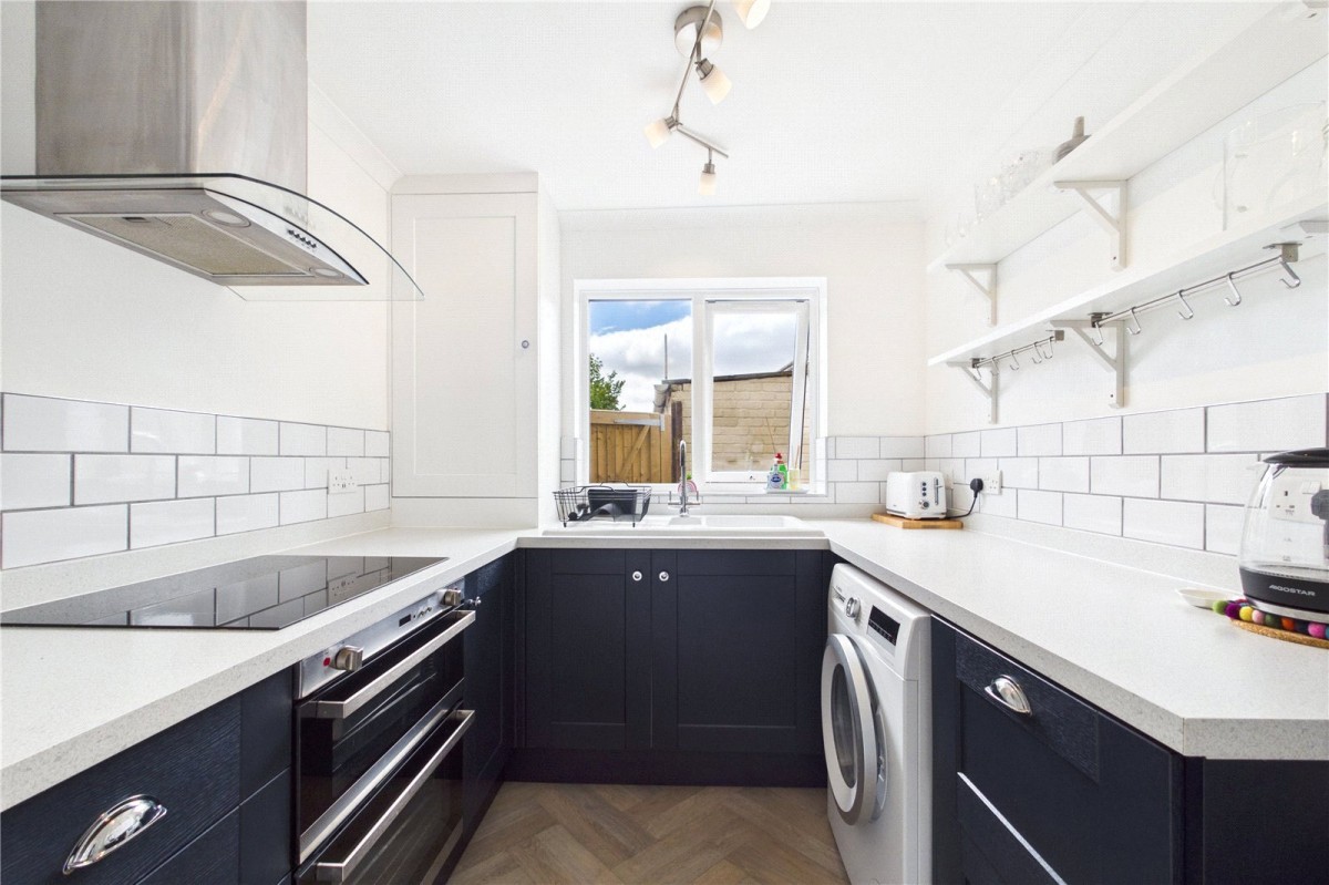 Little Heath Road, Tilehurst, Reading