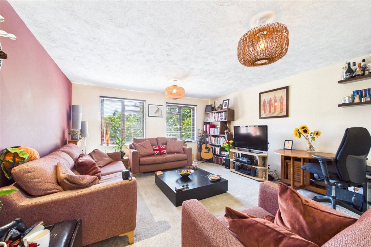 Grovelands Road, Reading, Berkshire