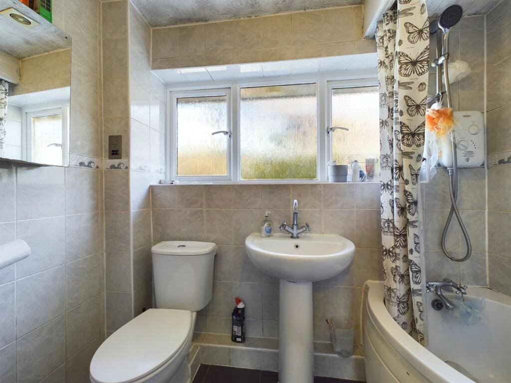 5 bedroom House to let in Reading, Berkshire