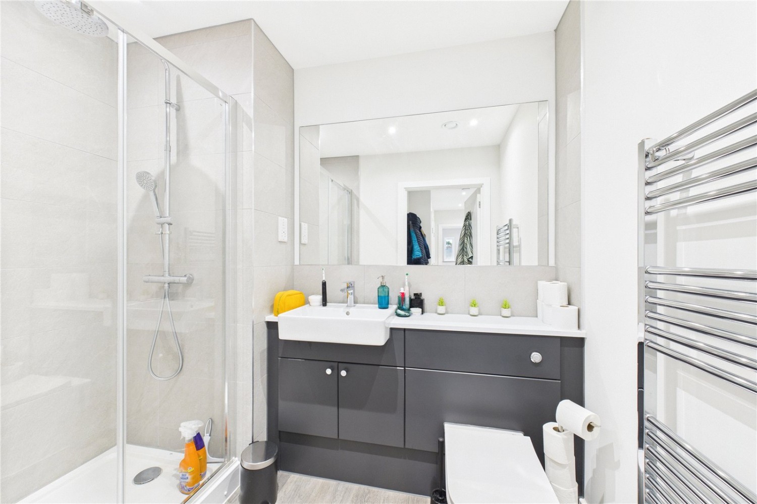 Theale, Reading, Berkshire