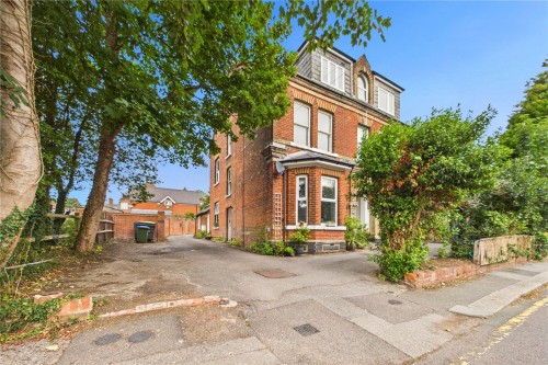 Cromwell Road, Basingstoke, Hampshire