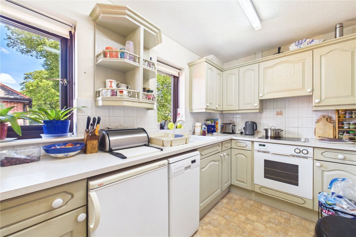 Victoria Road, Mortimer Common, Reading