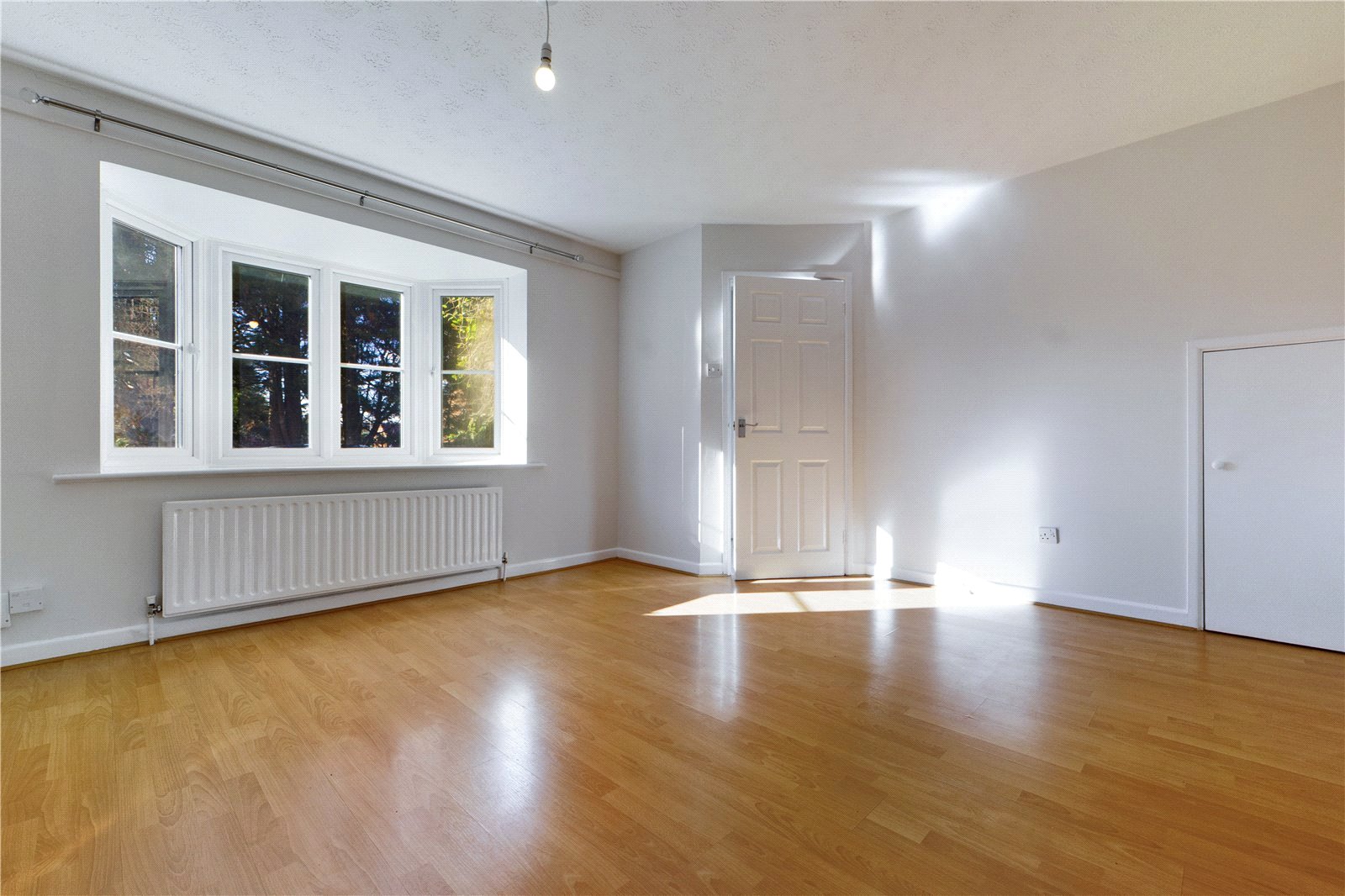 3 bedroom House to let in Thatcham, Berkshire