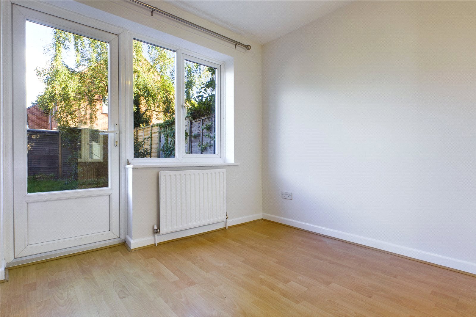 3 bedroom House to let in Thatcham, Berkshire