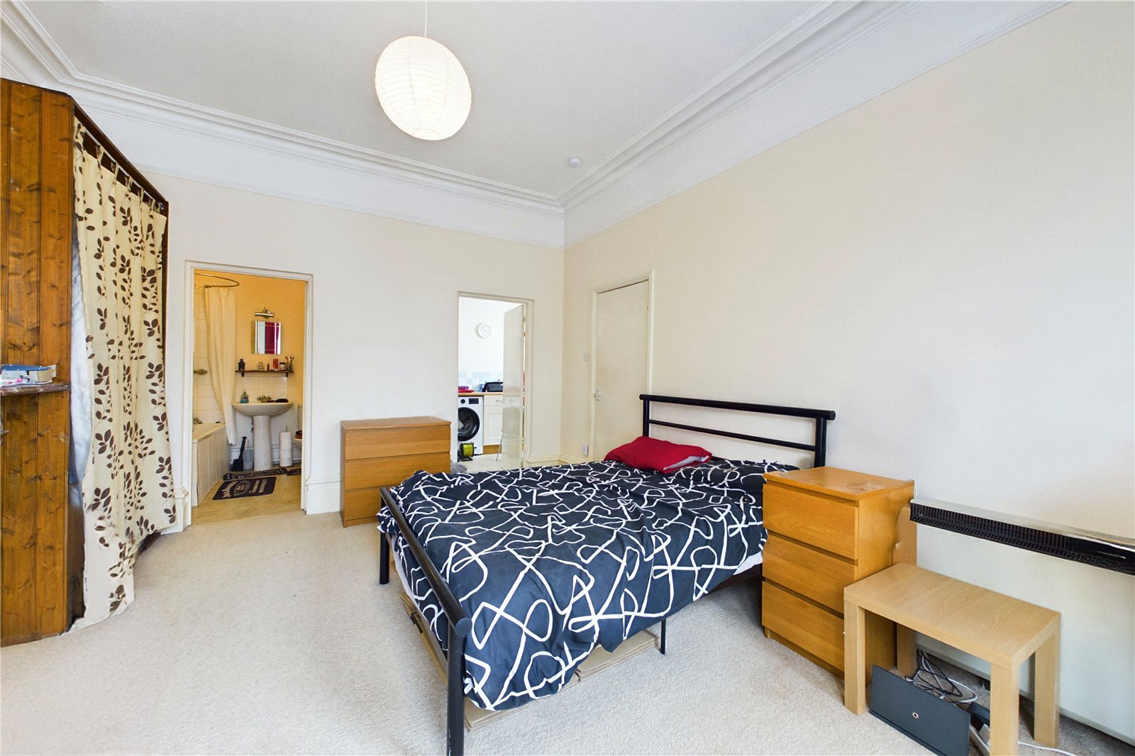 1 bedroom Flat to let in Newbury, Berkshire