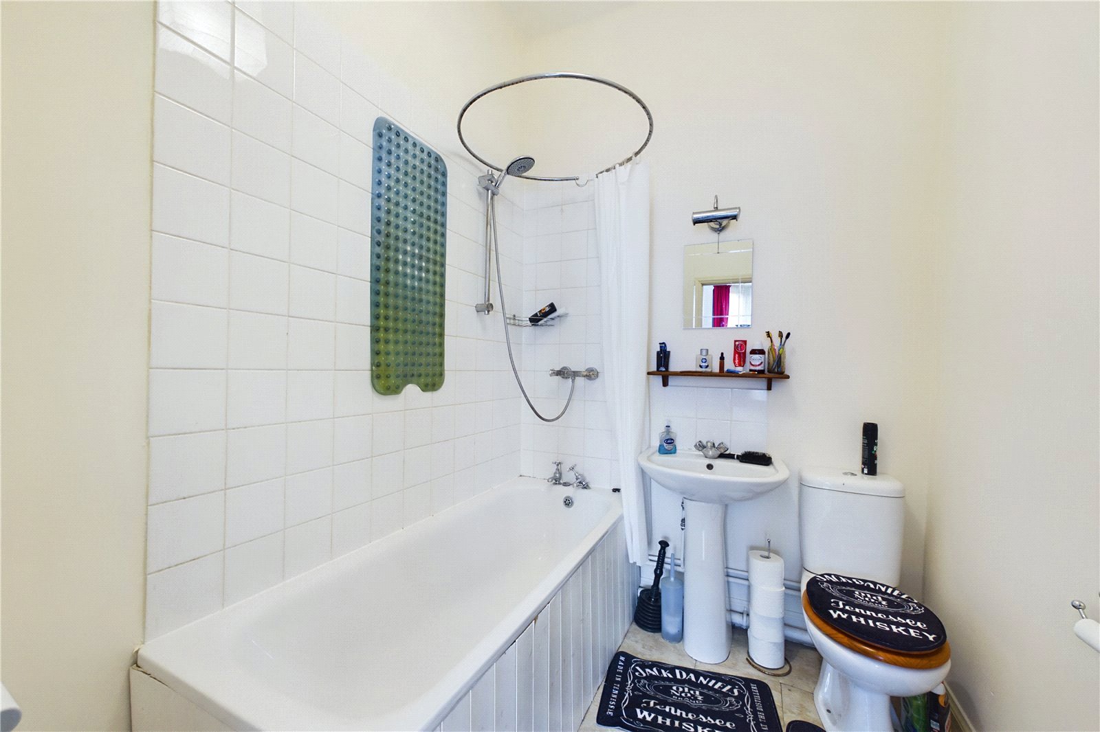 1 bedroom Flat to let in Newbury, Berkshire
