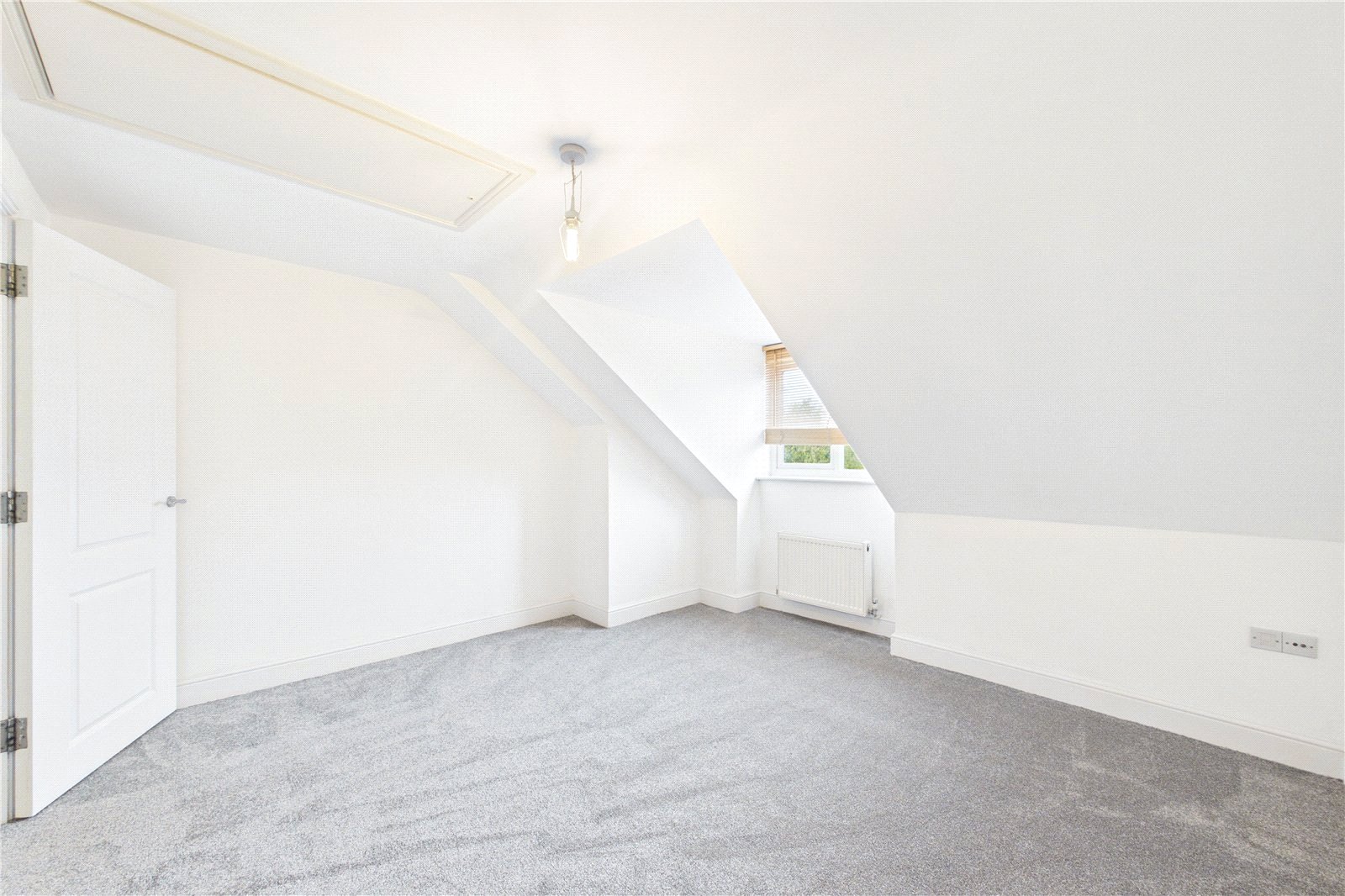 2 bedroom Flat to let in Star Road, Caversham, Reading