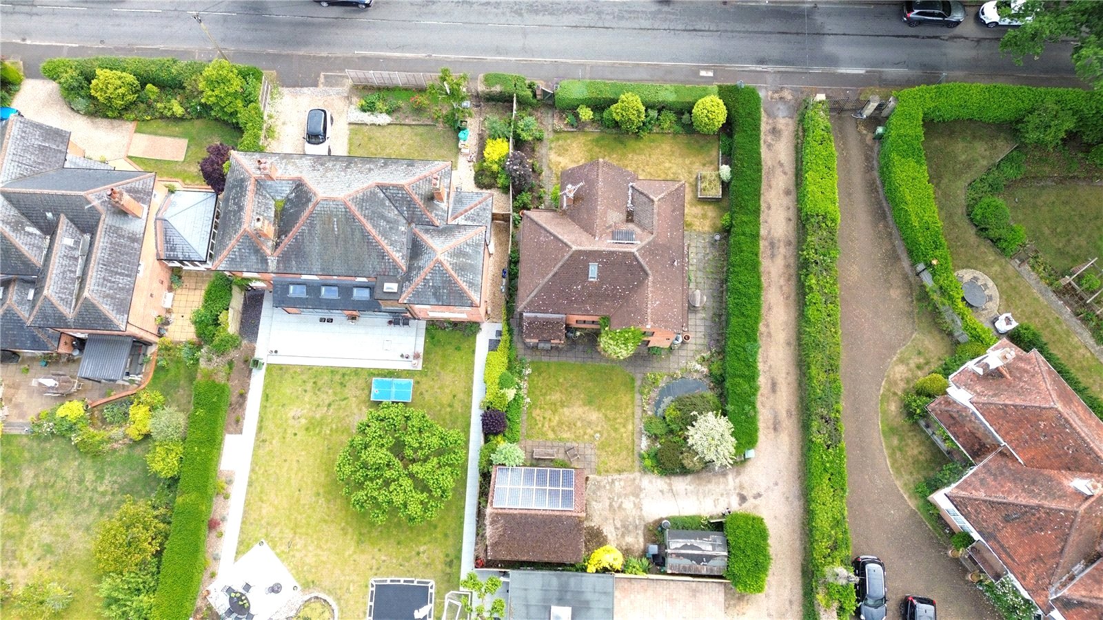 4 bedroom House to let in Mortimer, Reading