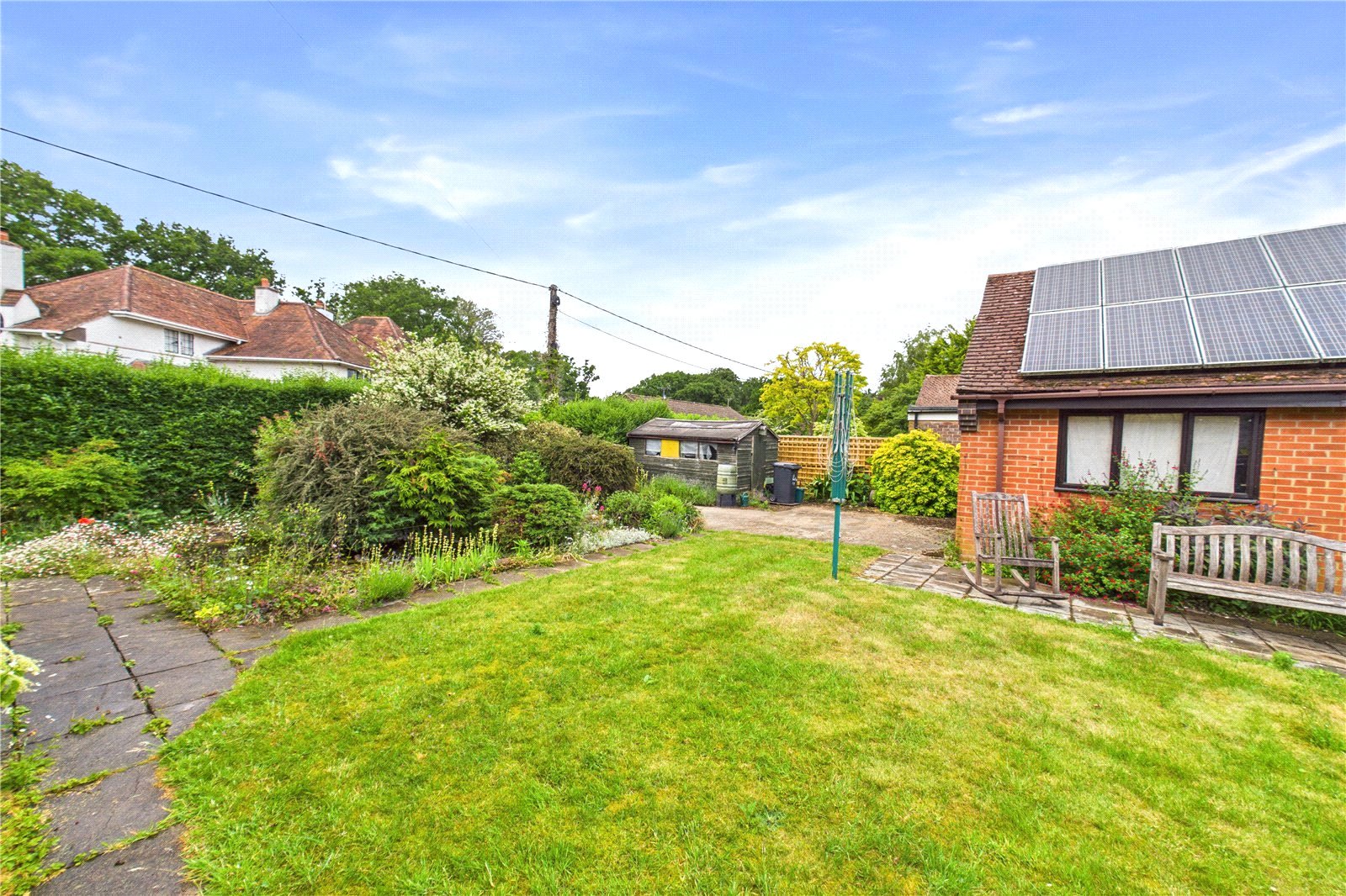 4 bedroom House to let in Mortimer, Reading