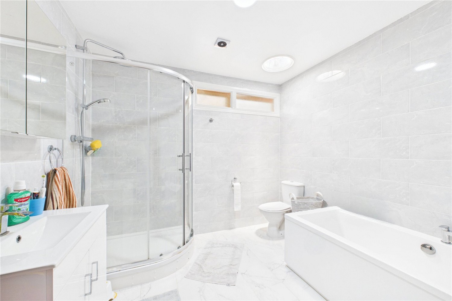 Theale, Reading, Berkshire