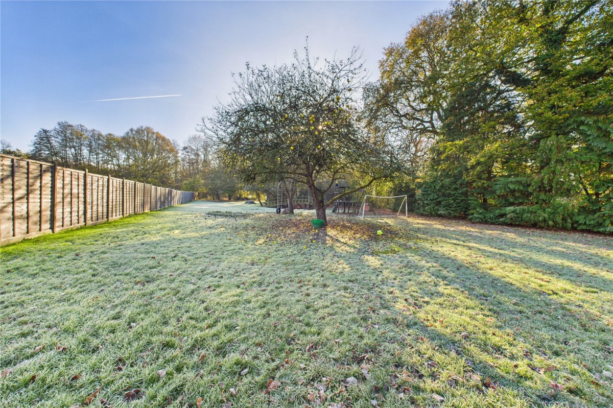 Theale, Reading, Berkshire