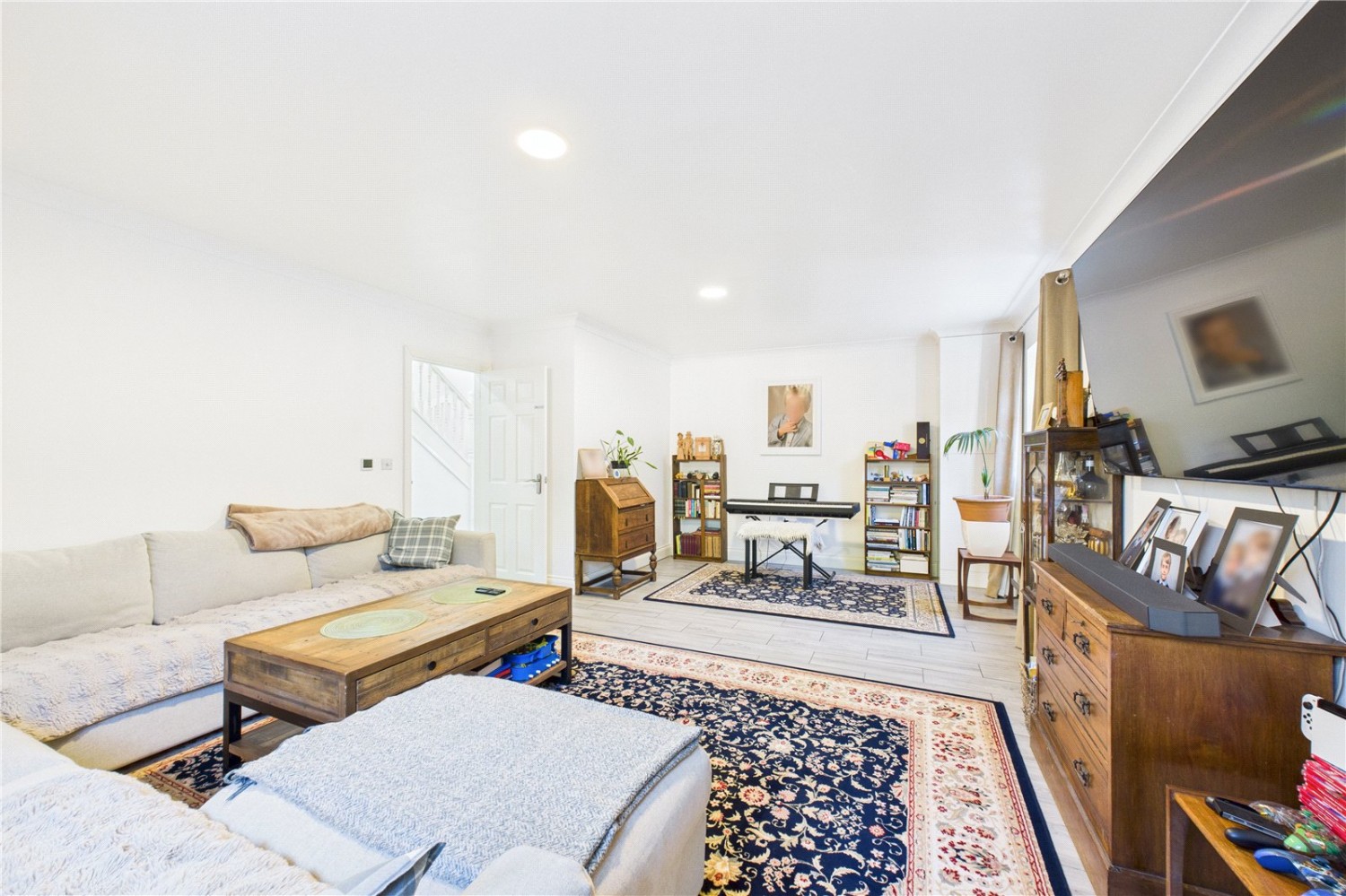 Theale, Reading, Berkshire