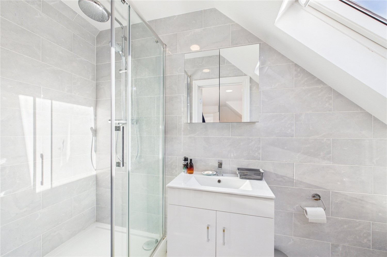 Theale, Reading, Berkshire