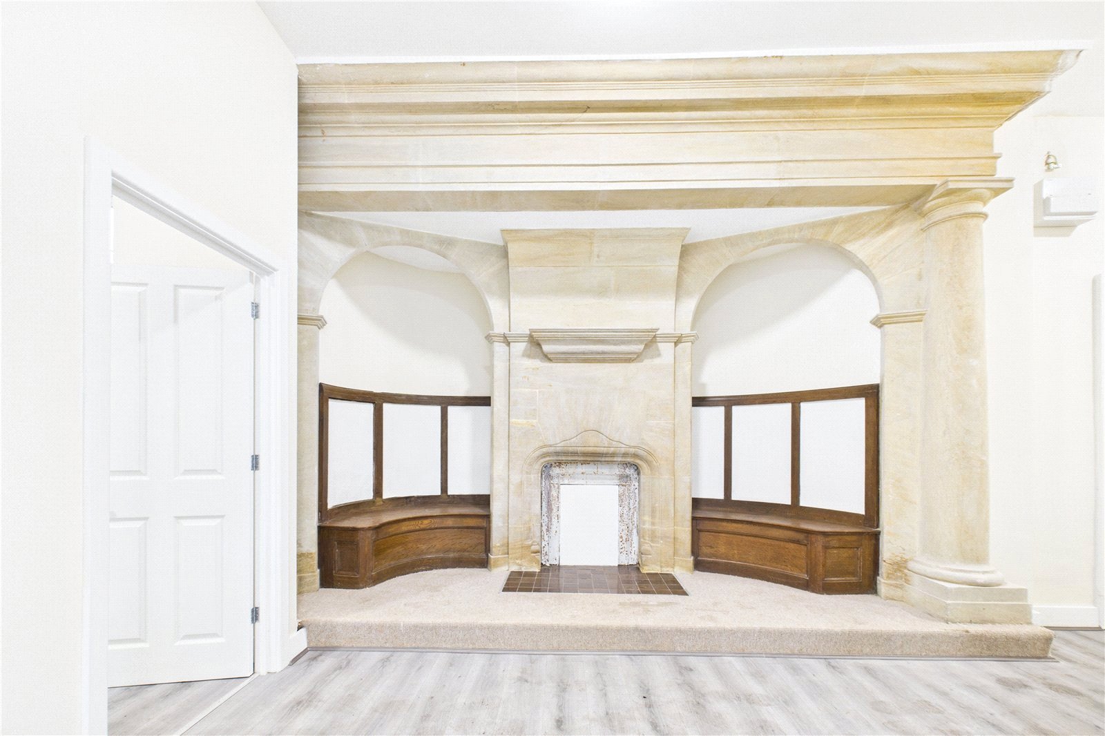 2 bedroom Flat to let in Andover Road, 237 Andover Road, Newbury, Berkshire
