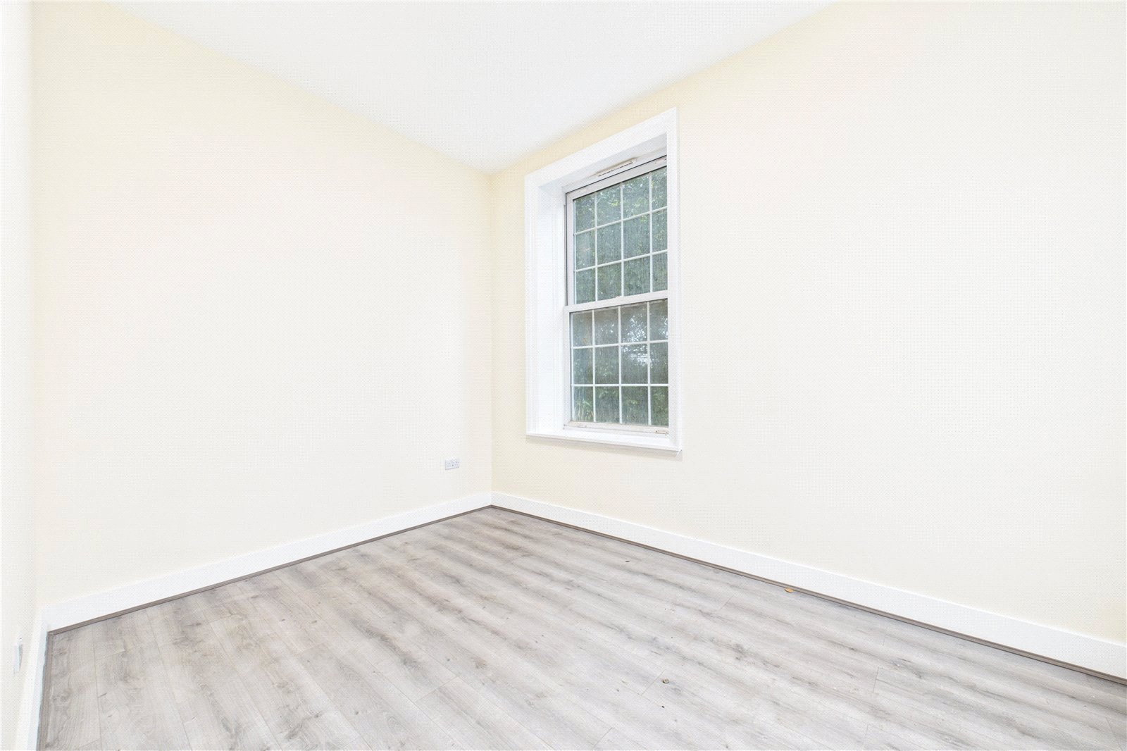 2 bedroom Flat to let in Andover Road, 237 Andover Road, Newbury, Berkshire