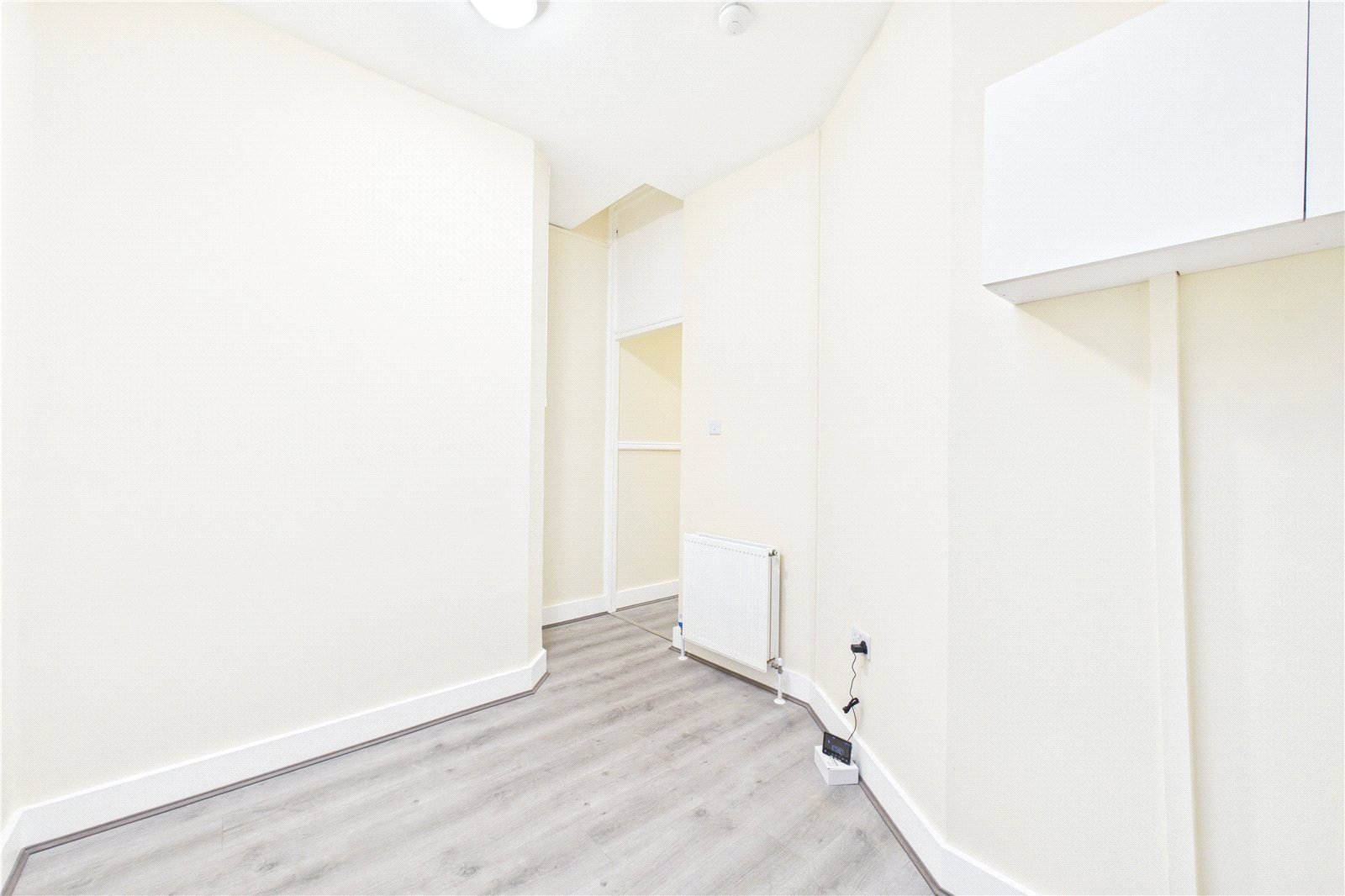 2 bedroom Flat to let in Andover Road, 237 Andover Road, Newbury, Berkshire