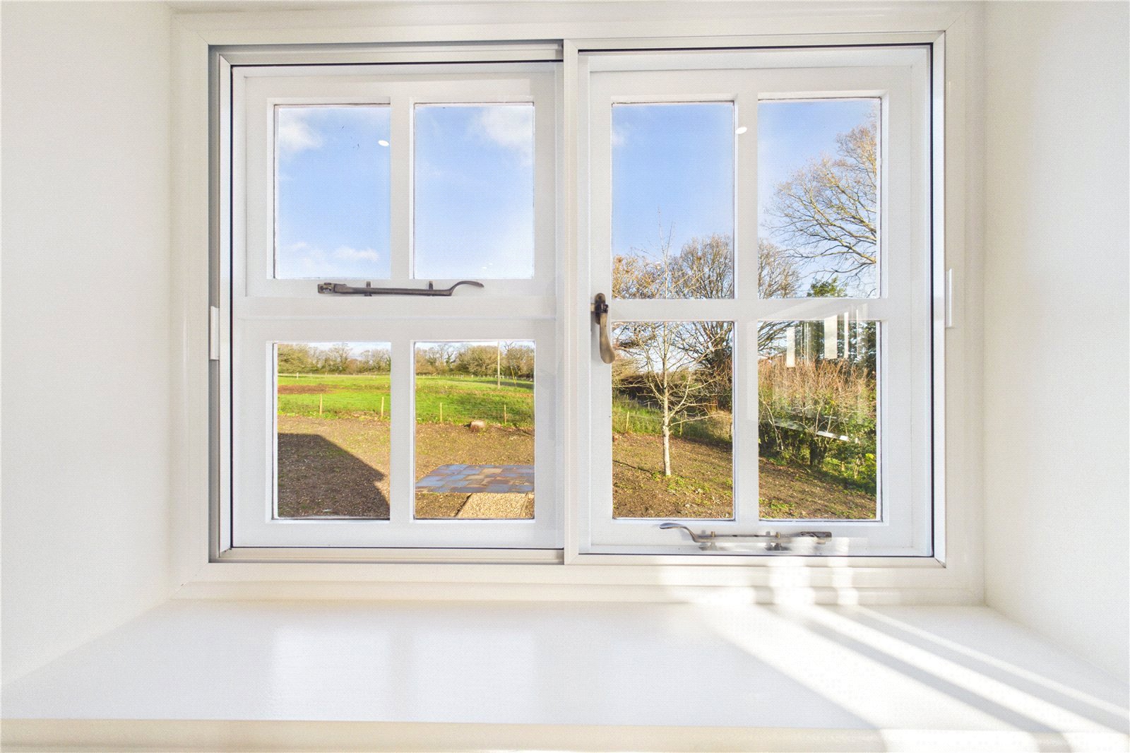 3 bedroom House to let in Mortimer West End, Reading, Hampshire