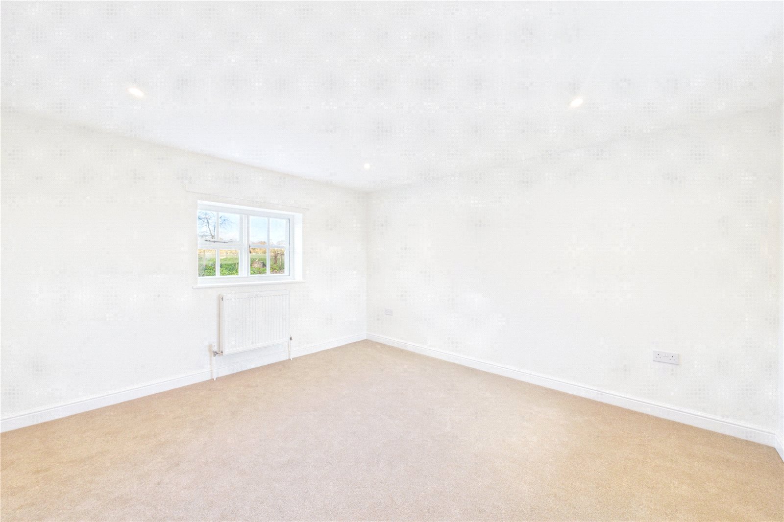 3 bedroom House to let in Mortimer West End, Reading, Hampshire
