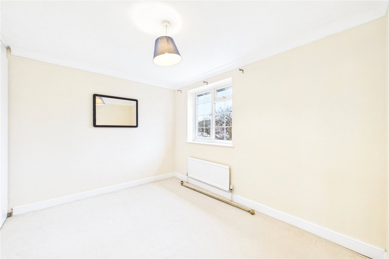 3 bedroom House to let in Calcot, Reading, Berkshire