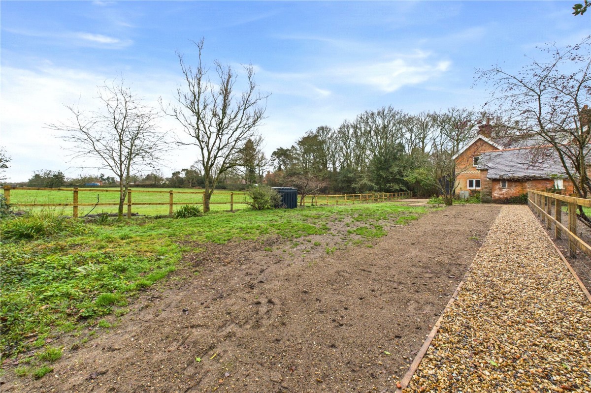 Kings Road, Silchester, Reading