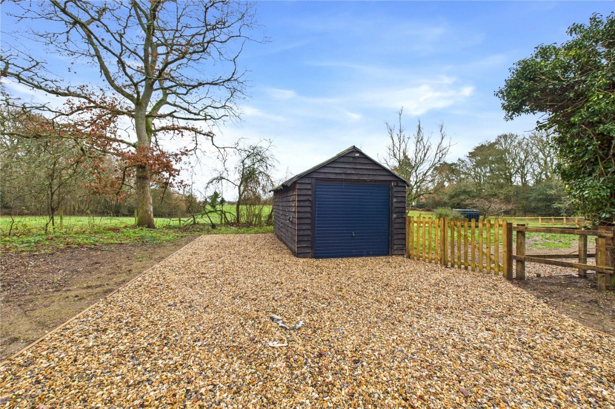 Kings Road, Silchester, Reading