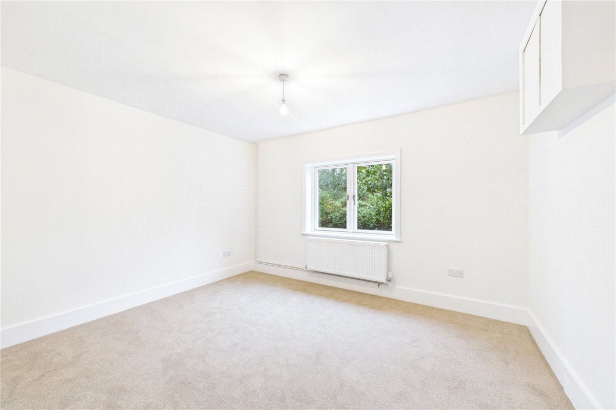 Kings Road, Silchester, Reading