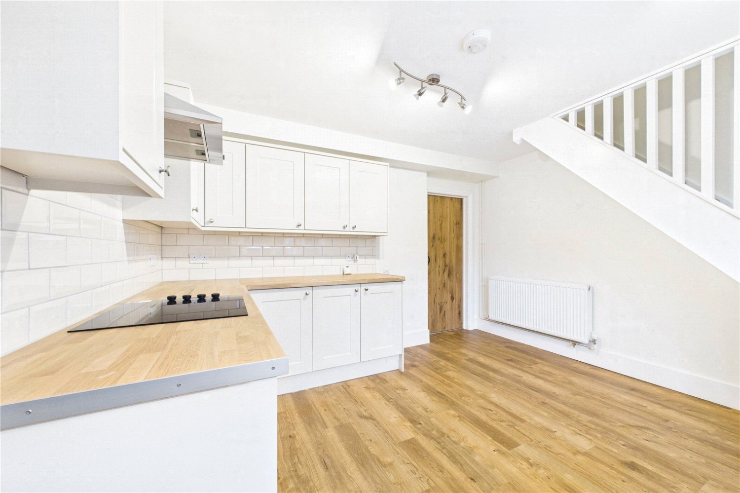 Kings Road, Silchester, Reading